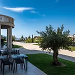 Acros Farm stay *