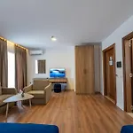 Acros Farm stay *