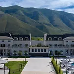 Acros Farm stay *