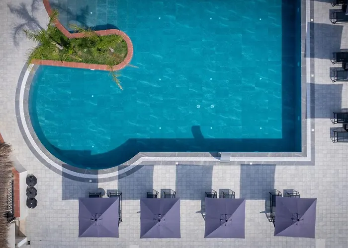 农家乐 Acros Vlorë