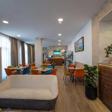 Acros 4* Vlorë